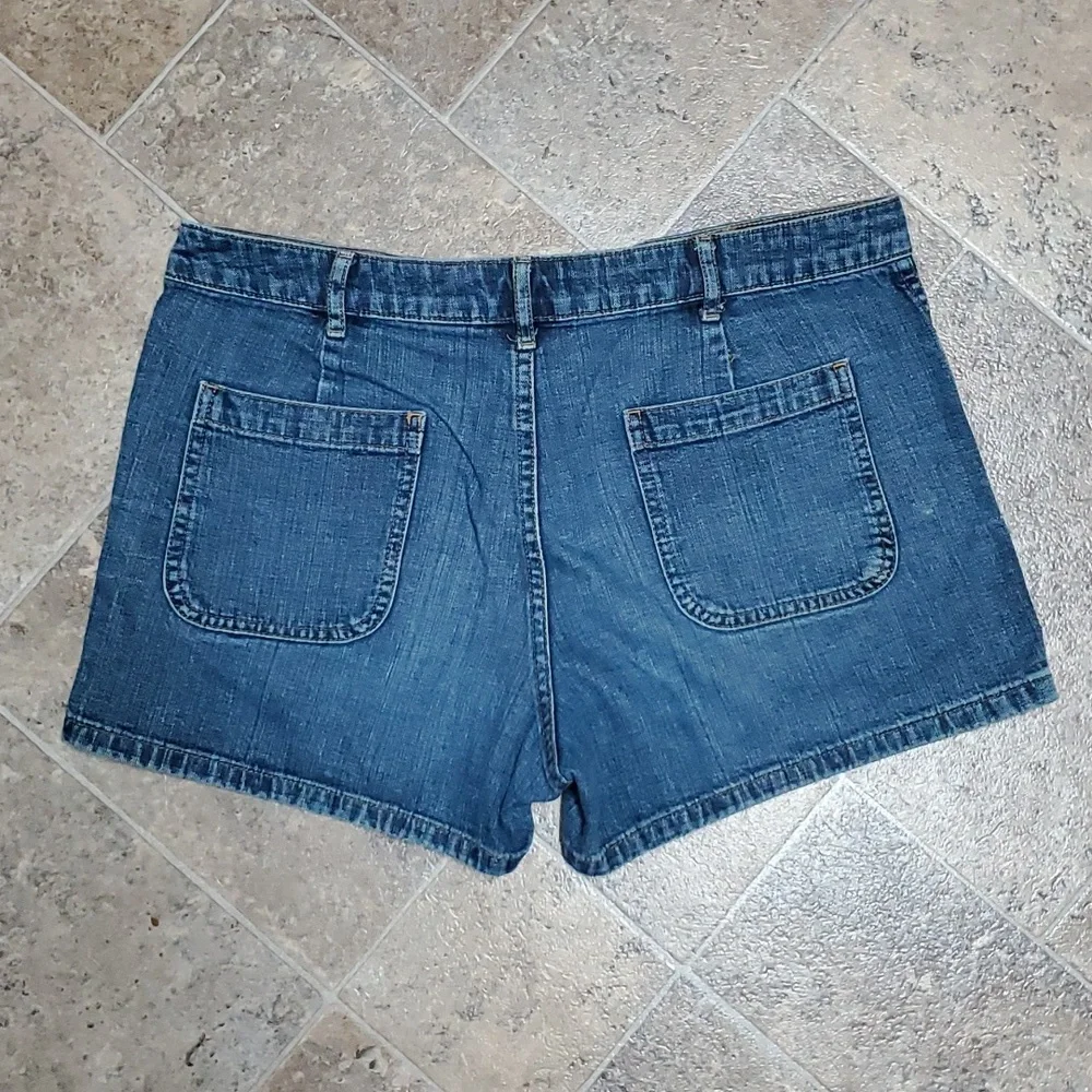 💥3/$30 Old Navy Mini Cute Pocket Denim Jean Shorts